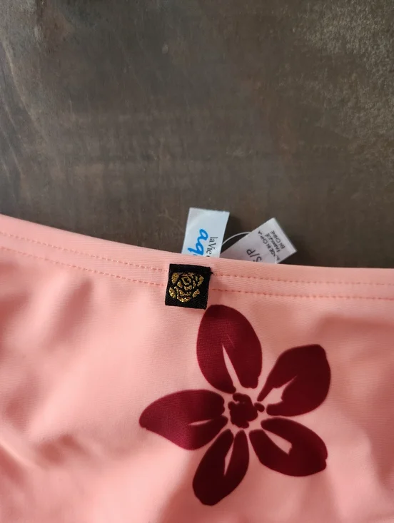 NWT La Vie en Rose Coral Red Floral V-Cut Cheeky Bikini Bottom - Size Small - Picture 5 of 10